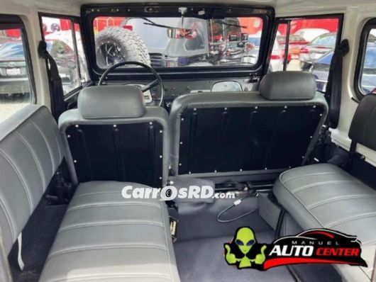 Toyota Land Cruiser Jeepeta en venta