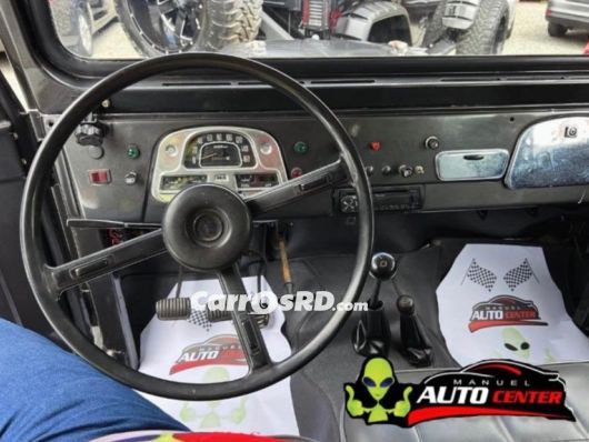 Toyota Land Cruiser Jeepeta en venta