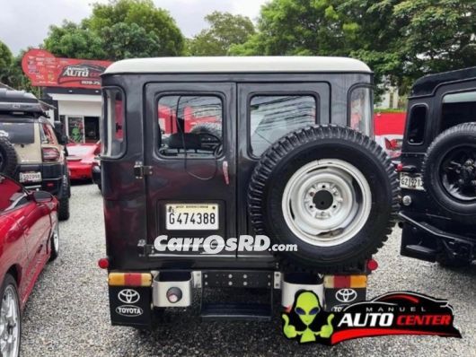 Toyota Land Cruiser Jeepeta en venta