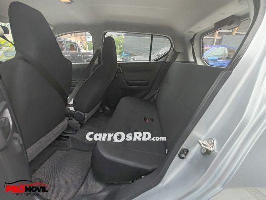 Daihatsu Mira Hatchback en venta