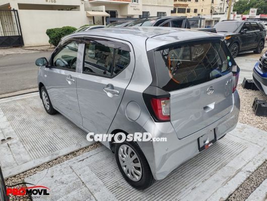 Daihatsu Mira Hatchback en venta