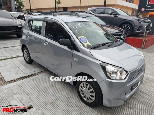 Daihatsu Mira Hatchback en venta