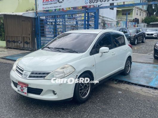 Nissan Tiida Carros en venta