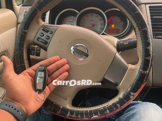 Nissan Tiida Carros en venta