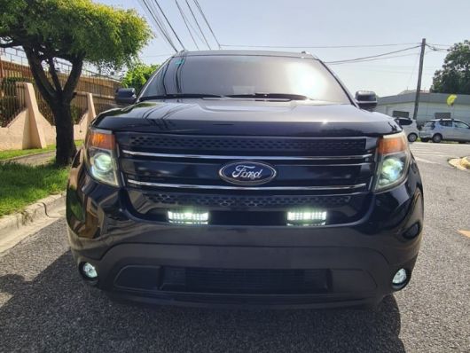 Ford Explorer XL
