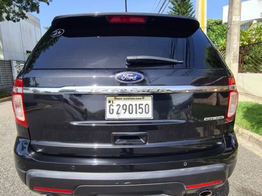 Ford Explorer XL