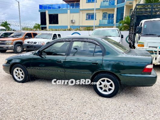 Toyota Corolla Carros en venta