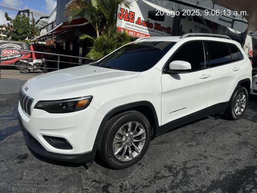 Jeep Cherokee Latitude en venta
