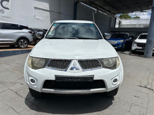 Mitsubishi L200 Sportero