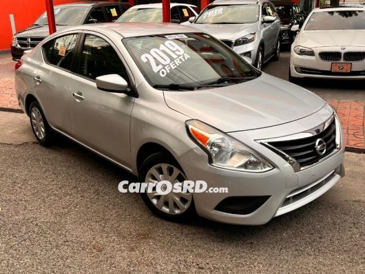 Nissan Versa Carros en venta
