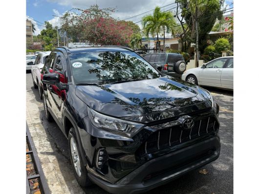 Toyota RAV4 XLE en venta