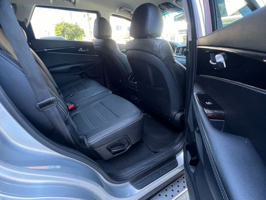 Kia Sorento LX