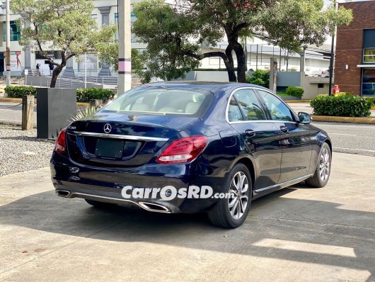 Mercedes-Benz Clase C Carros en venta