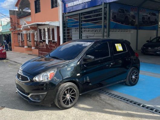 Mitsubishi Mirage Básico