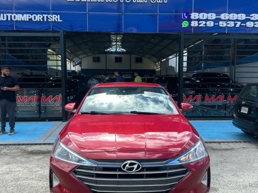Hyundai Elantra SE