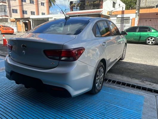 Kia Rio S
