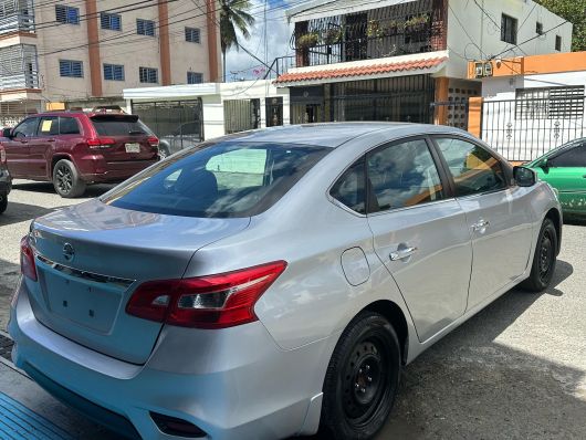 Nissan Sentra SV