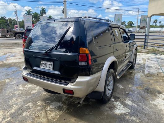 Mitsubishi Nativa GLS