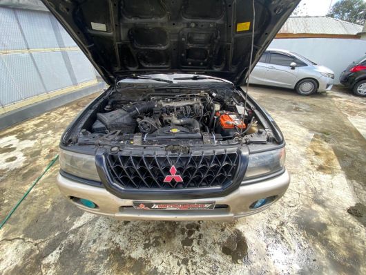 Mitsubishi Nativa GLS