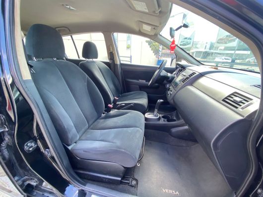 Nissan Versa S Plus
