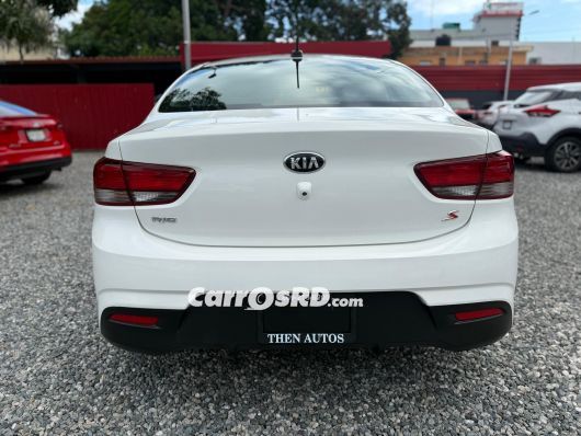 Kia Rio Carros en venta