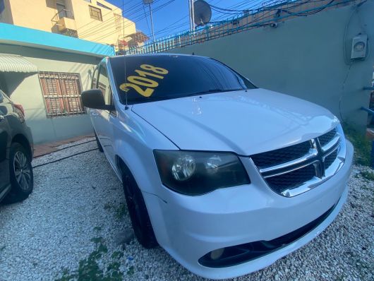 Dodge Grand Caravan SXT en venta