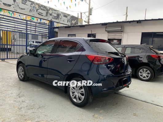 Mazda 2 Carros en venta