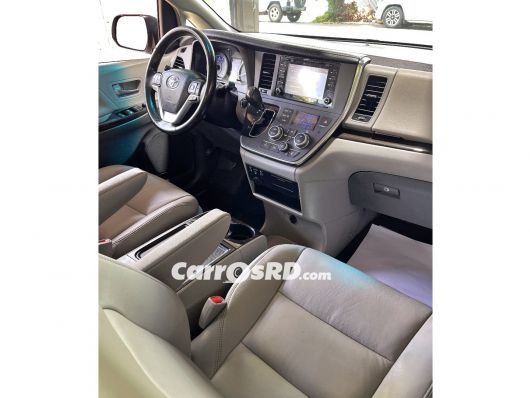 Toyota Sienna Minivan en venta