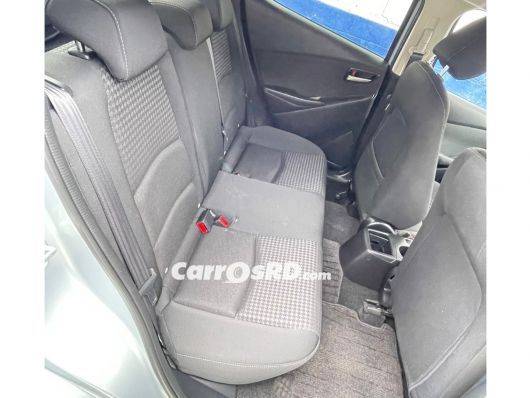 Mazda Demio Carros en venta