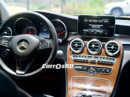 Mercedes-Benz Clase C Carros en venta