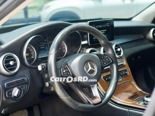 Mercedes-Benz Clase C Carros en venta