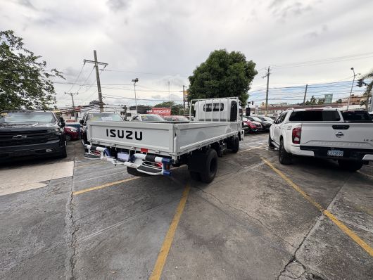 Isuzu