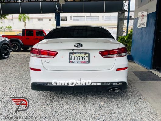 Kia K5 Carros en venta
