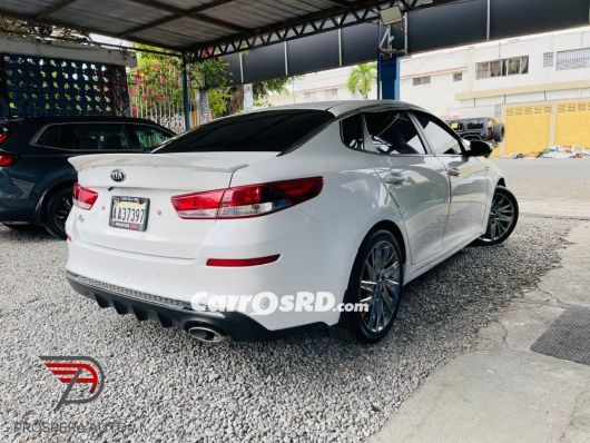 Kia K5 Carros en venta