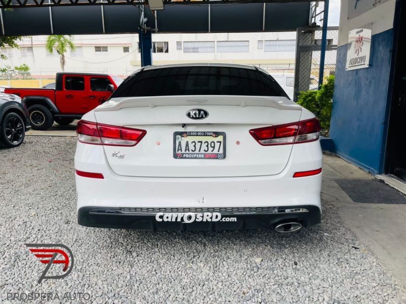 Kia
