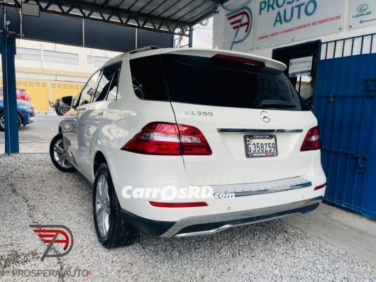 Mercedes-Benz Clase ML Jeepeta en venta