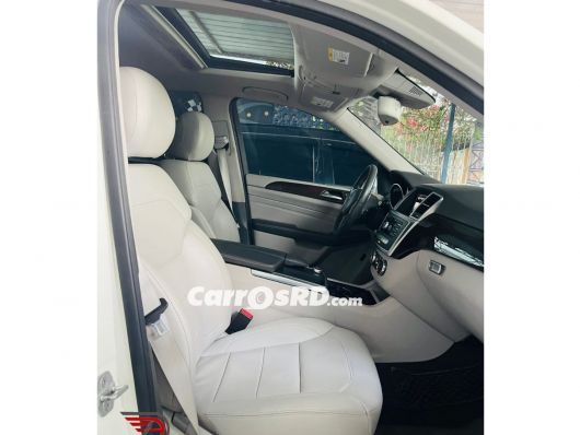 Mercedes-Benz Clase ML Jeepeta en venta