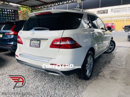 Mercedes-Benz Clase ML Jeepeta en venta