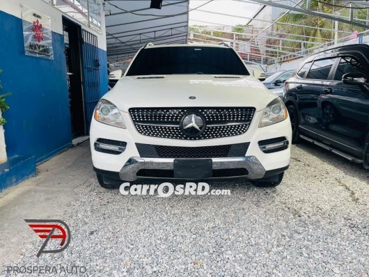 Mercedes-Benz Clase ML Jeepeta en venta