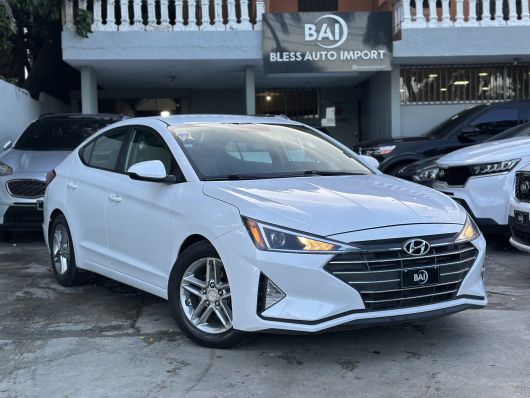 Hyundai Elantra SE en venta