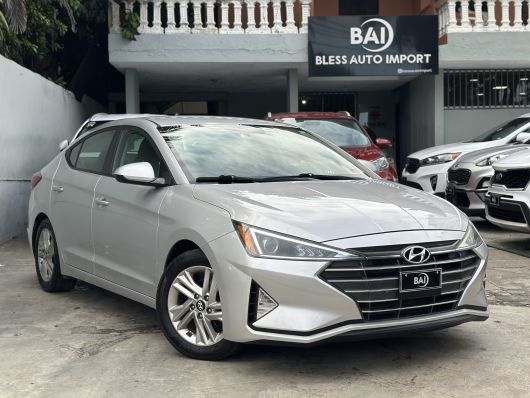 Hyundai Elantra SEL en venta