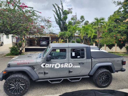 Jeep Gladiator Camioneta en venta