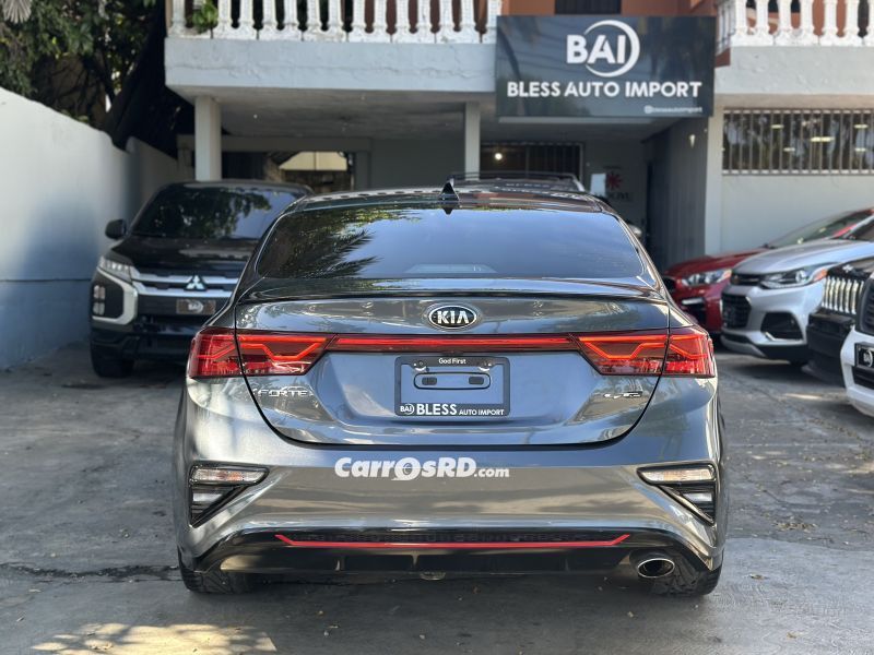 Kia