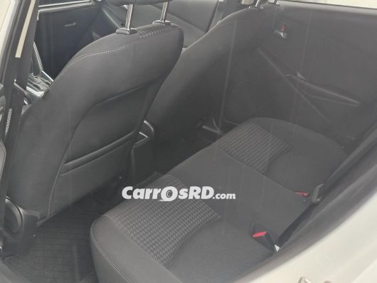 Mazda Demio Carros en venta