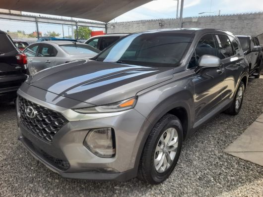 Hyundai Santa Fe SE en venta