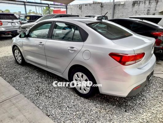 Kia Rio Carros en venta