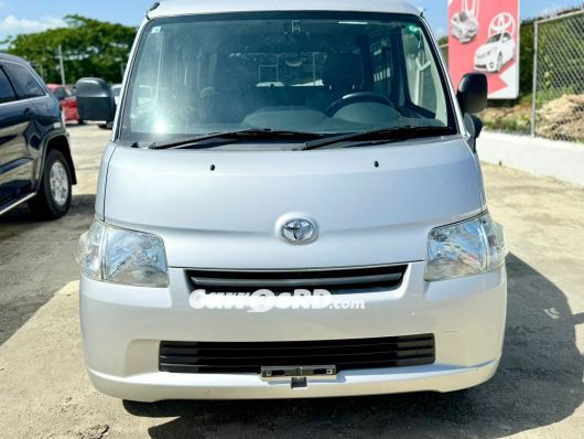Toyota Lite-Ace Minivan en venta