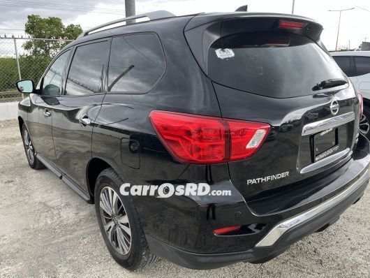 Nissan Pathfinder Jeepeta en venta