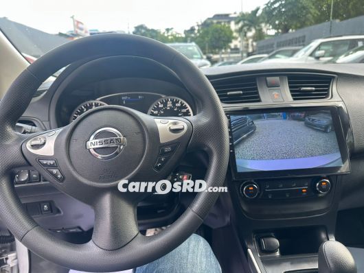 Nissan Sentra Carros en venta