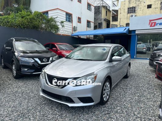 Nissan Sentra Carros en venta